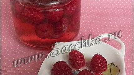 Замороженная в сахарном сиропе малина