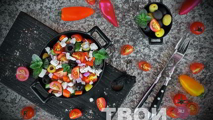 Греческий салат с брынзой