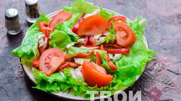 греческий салат с фетаксой