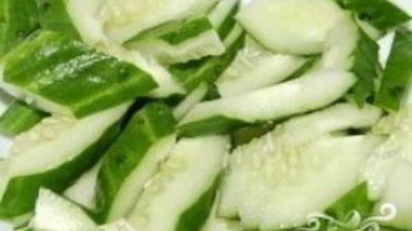 салат греческий с мясом