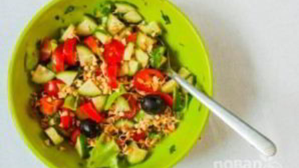 салат из зеленой гречки