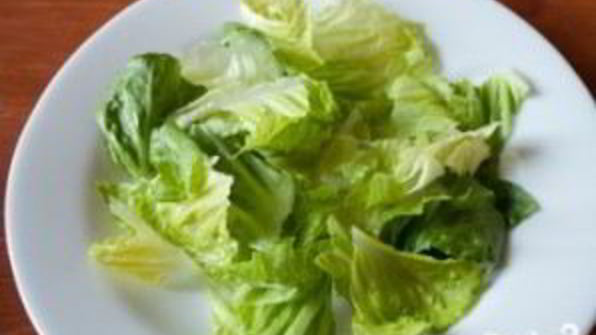 салат с картофелем фри