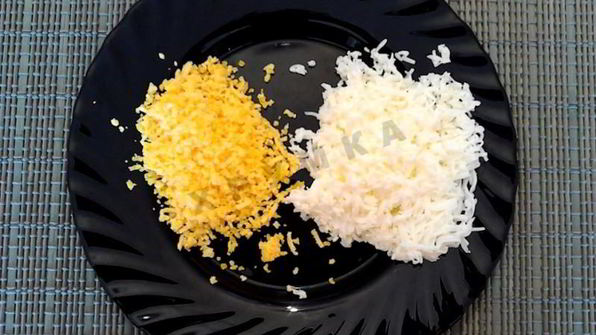 салат с картошкой фри и курицей