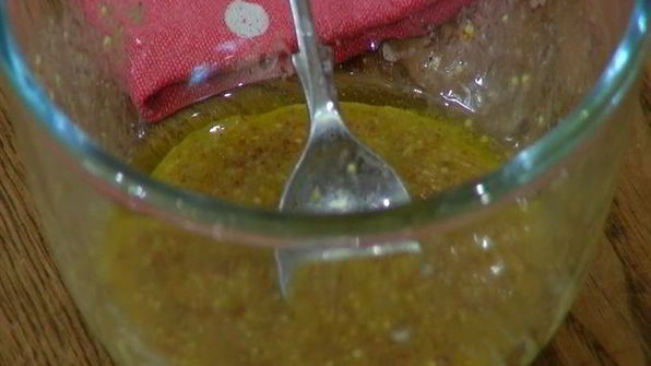 салат с молодым картофелем, редисом и кижучем