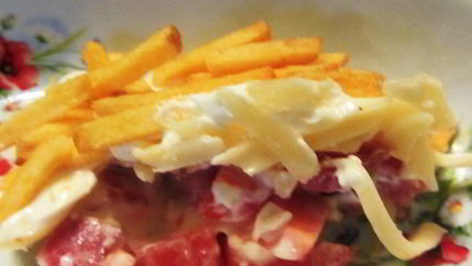 Салат с жареным картофелем