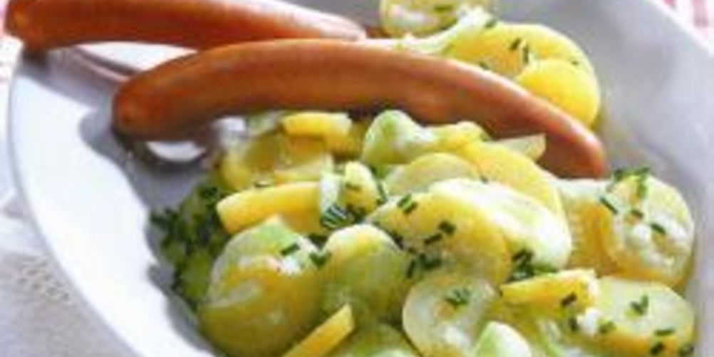 Рецепт теплого картофельного салата с огурцом