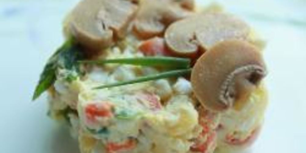 Рецепт оливье с грибами