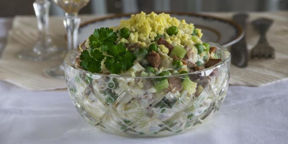 Рецепт оливье с языком