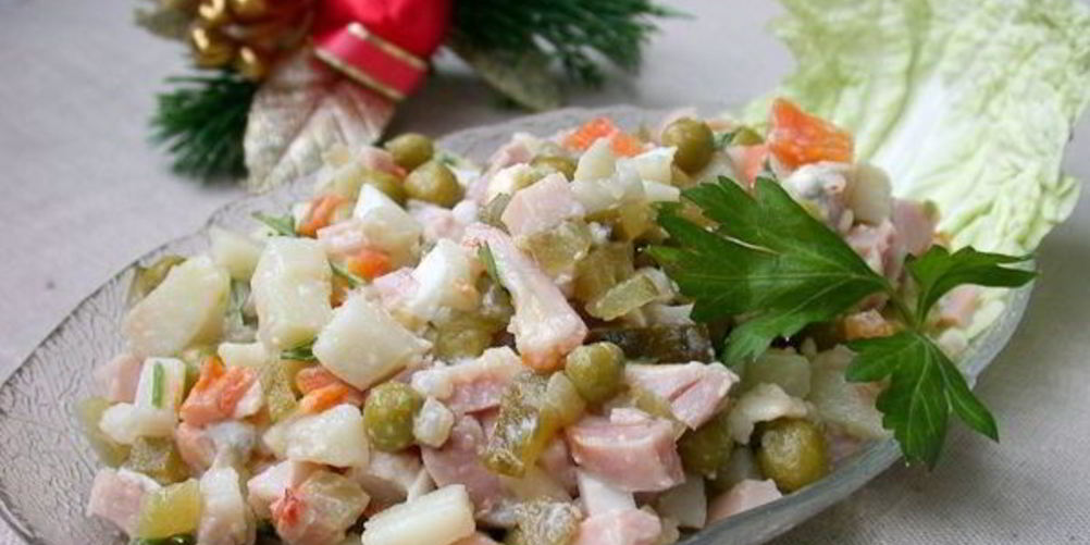 Рецепт салата оливье с копченой курицей