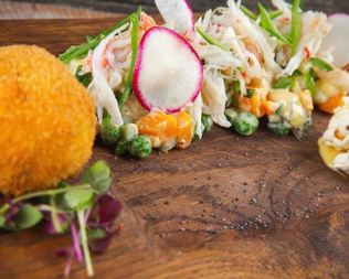 Салат Оливье с крабом New Style