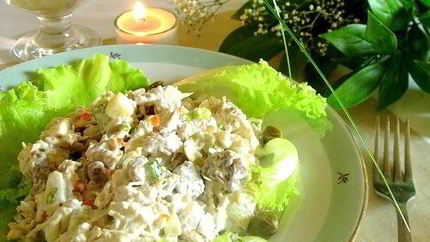 Салат Оливье с языком