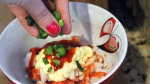 простой салат из крабовых палочек