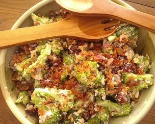 Салат из брокколи