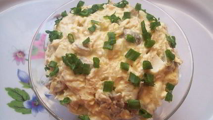 Салат из шампиньонов и курицы