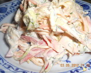 Салат куриный