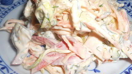 Салат куриный