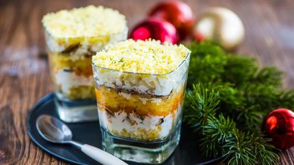 Салат мимоза со шпротами