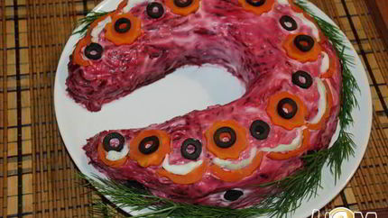 Копченая селедка под шубой