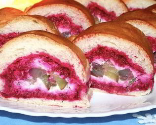 Селедка под шубой в батоне