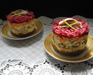 Селедочка под шубой на бородинском хлебушке