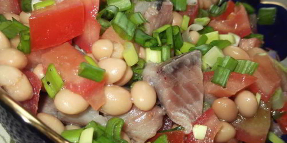 Рецепт салата с фасолью и сельдью