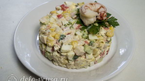 салат с креветками и крабовыми палочками