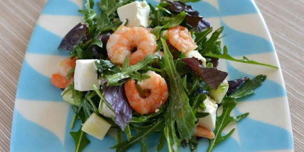 Рецепт салата с руколой и креветками