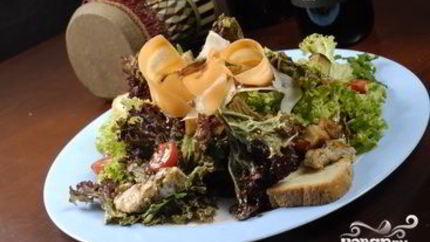 Салат с жареными баклажанами