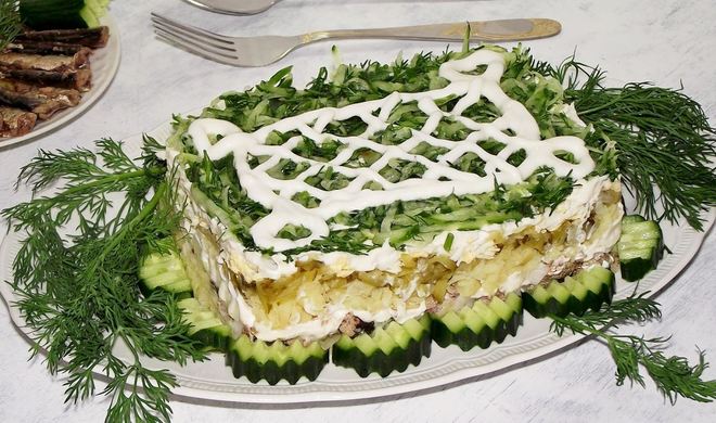 Салат шпротный