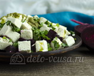 Салат свекла с сыром Фета
