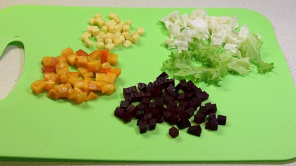 салат свекольный с хурмой