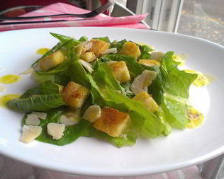 Салат Цезарь Кардини