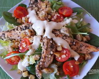 Салат Цезарь простой