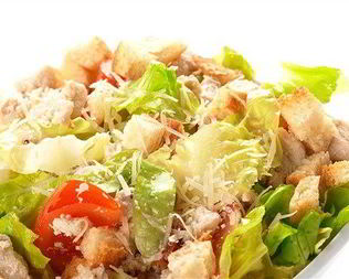 Салат Цезарь с чесночным майонезом