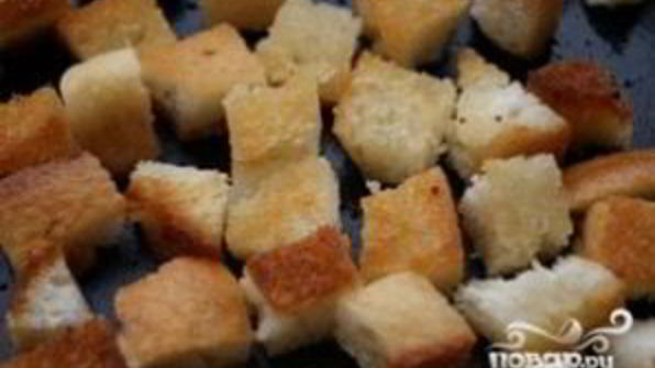 салат цезарь с ветчиной