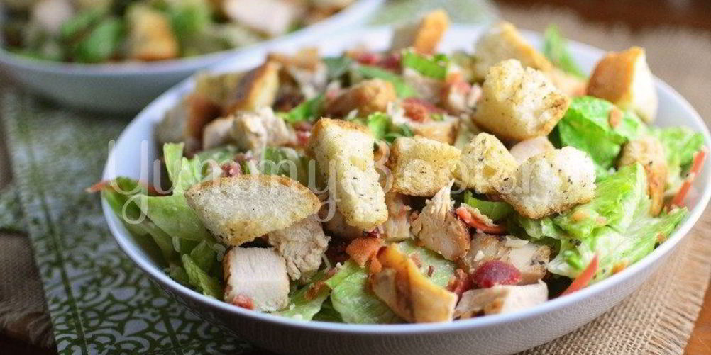 Рецепт цезаря с курицей и сухариками