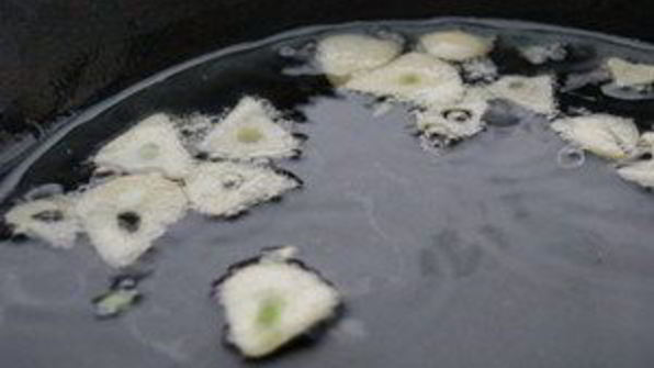 цезарь с курицей и сухариками