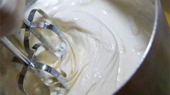 цезарь с курицей и сухариками