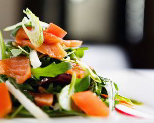 Цезарь с семгой