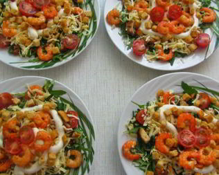 Цезарь с тигровыми креветками