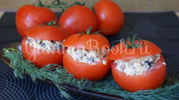 салат в помидоре