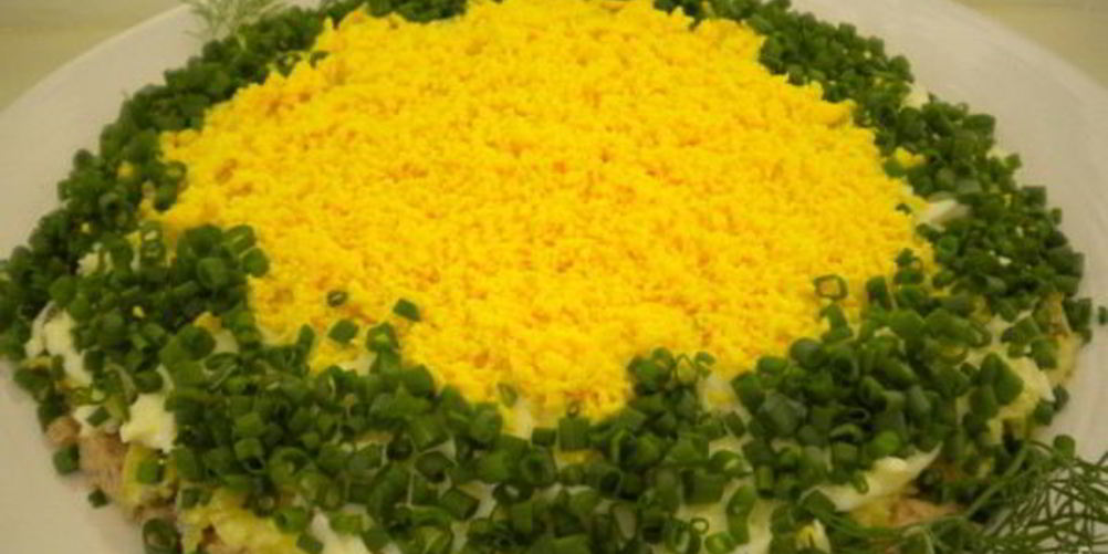 Рецепт слоеного салата с курицей