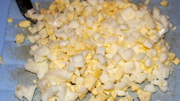 слоеный салат с шампиньонами и курицей