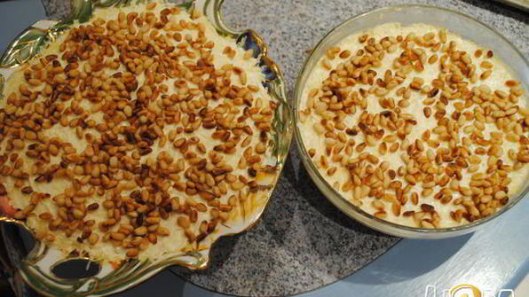 слоеный салат с шампиньонами и курицей