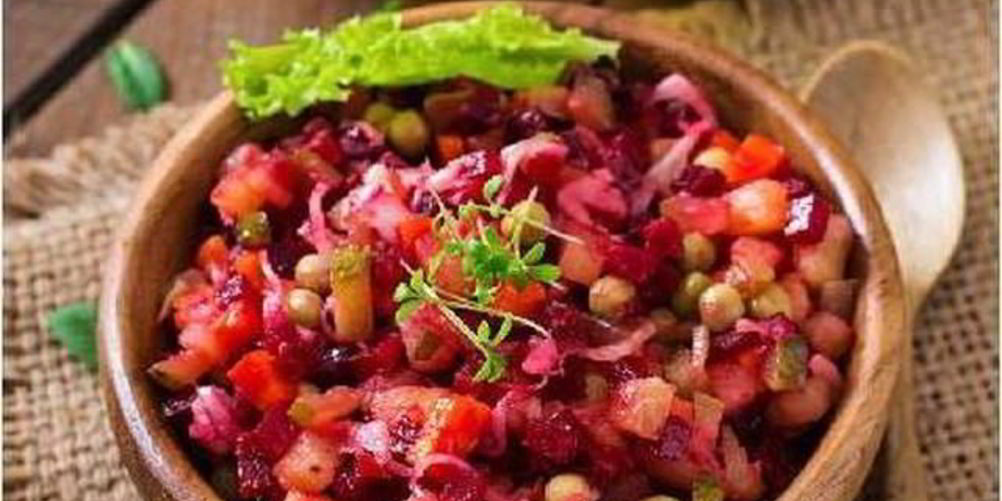 Рецепт летнего винегрета с квашеной капустой