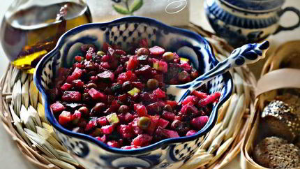 Винегрет со слабосоленым лососем