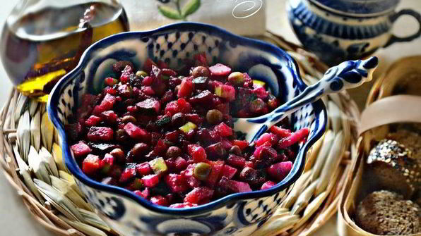 винегрет со слабосоленым лососем