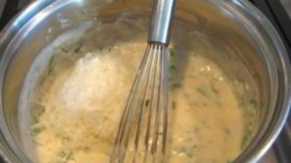 белый соус для пиццы