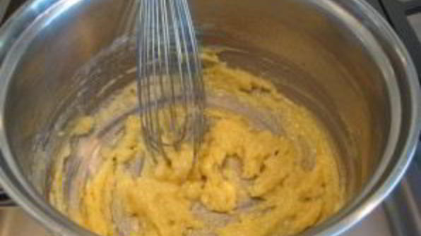 белый соус для пиццы