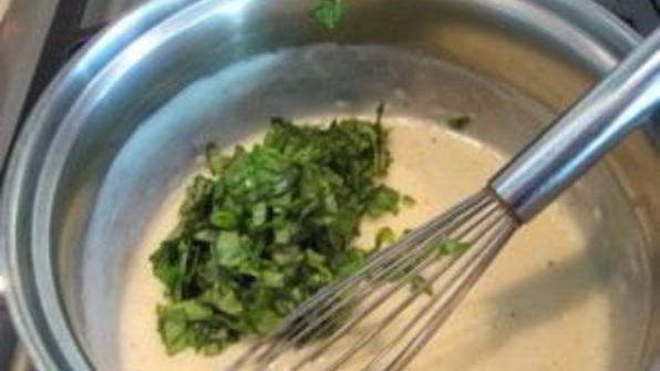 белый соус для пиццы